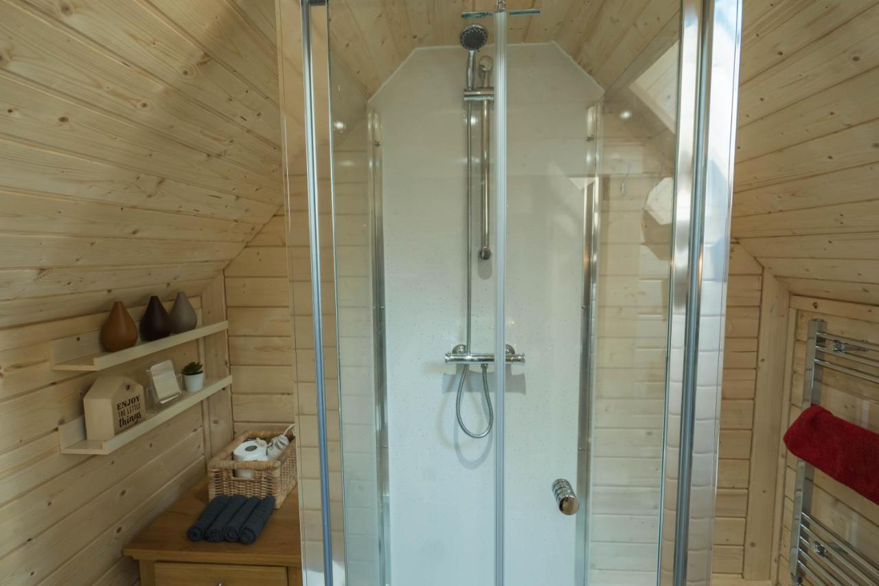 Cozy Carluke Lodge Retreat エクステリア 写真