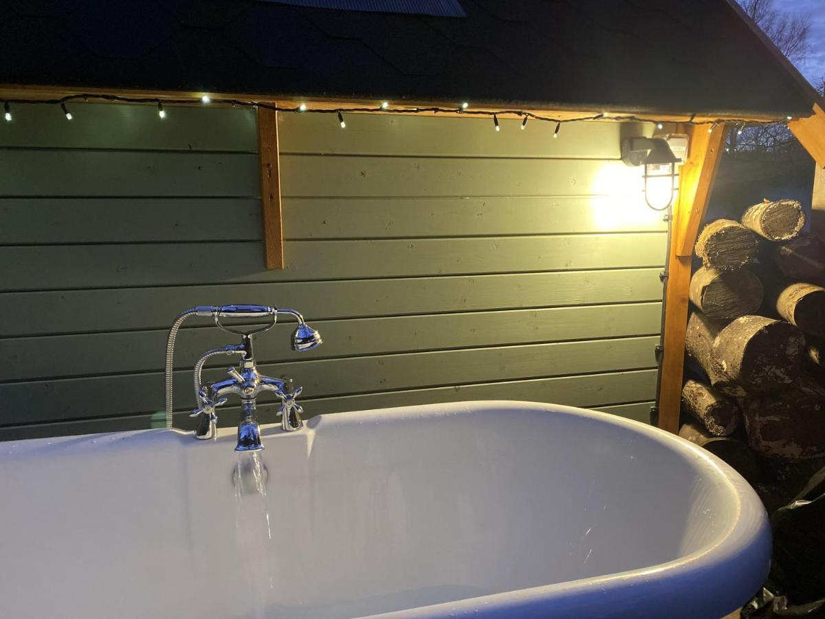 Cozy Carluke Lodge Retreat エクステリア 写真